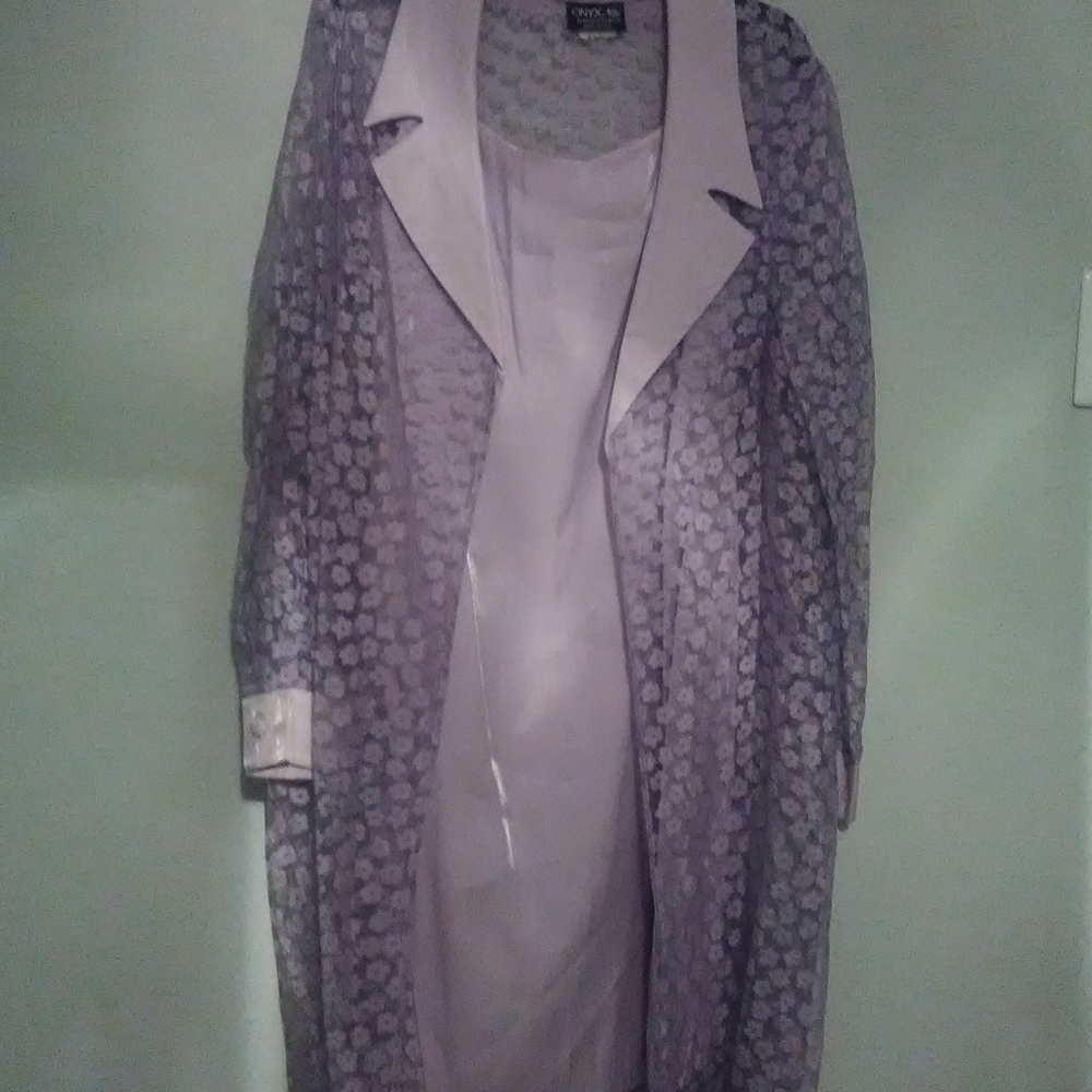 Onyx Nite by Wendye Chaitin 2 piece Lavender Dress may be size 16